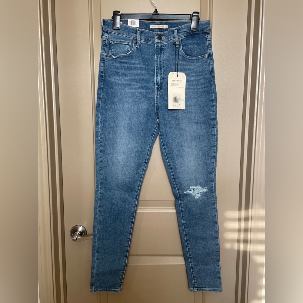 LEVI’S Women’s Jeans